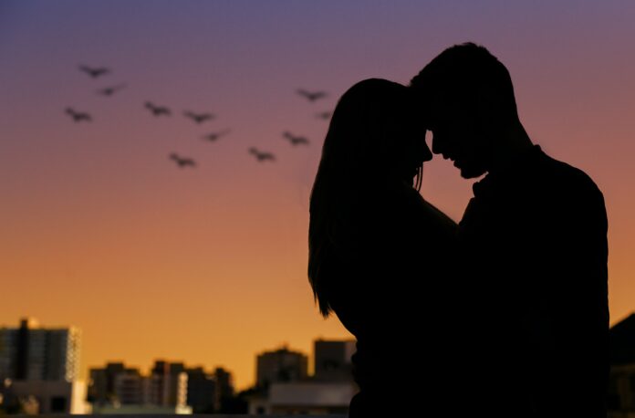 Homme sagittaire et Femme balance que leur réserve leur vie amoureuse